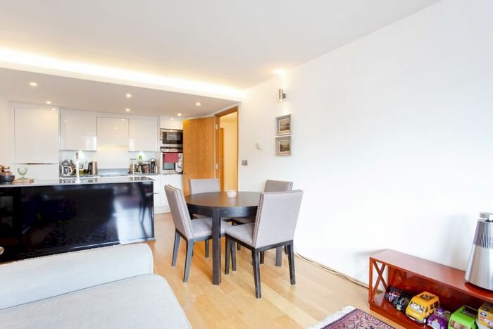 2 Bedroom Flat To Rent In Barlby Road, London, W10