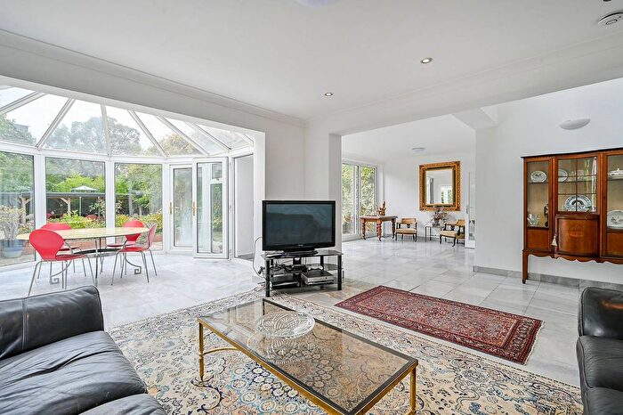 6 Bedroom Property For Sale In Castlebar Road, Ealing Broadway, London, W5