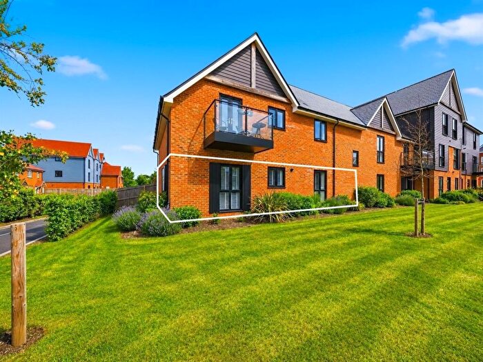 2 Bedroom Apartment For Sale In Braid Drive, Herne Bay, CT6