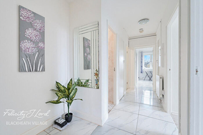 2 Bedroom Apartment For Sale In Casterbridge Road, London, SE3