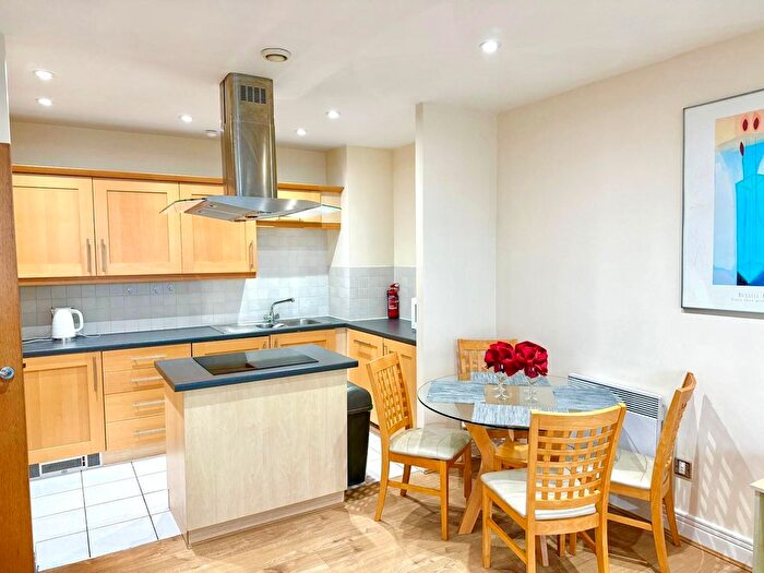 2 Bedroom Flat To Rent In Gerry Raffles Square, London, E15