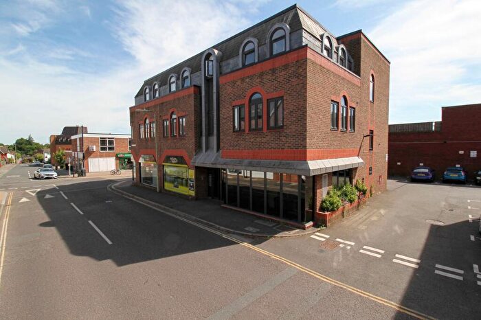 1 Bedroom Flat For Sale In Church Road, Fleet, GU51