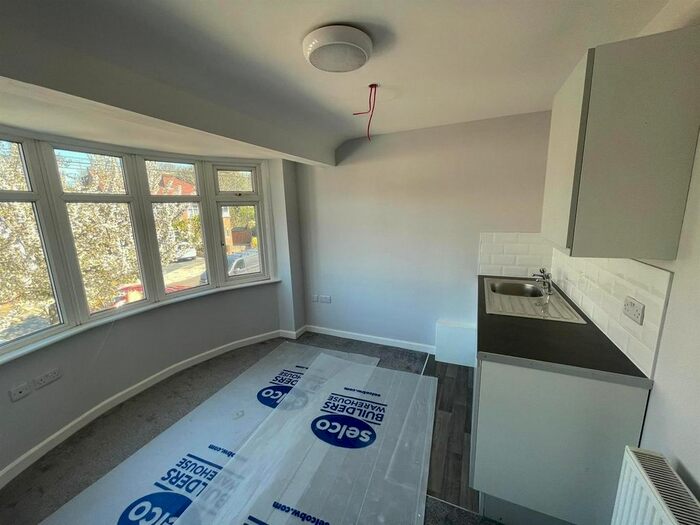 Property To Rent In Woodhouse Close, Perivale, Greenford, UB6