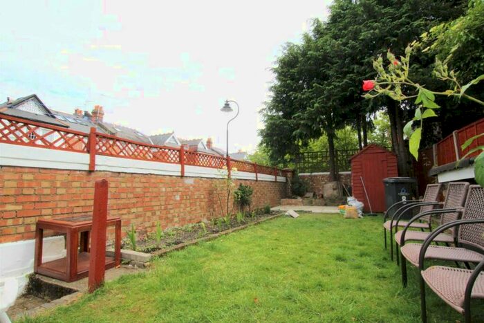 1 Bedroom Flat To Rent In Muswell Road, London, N10