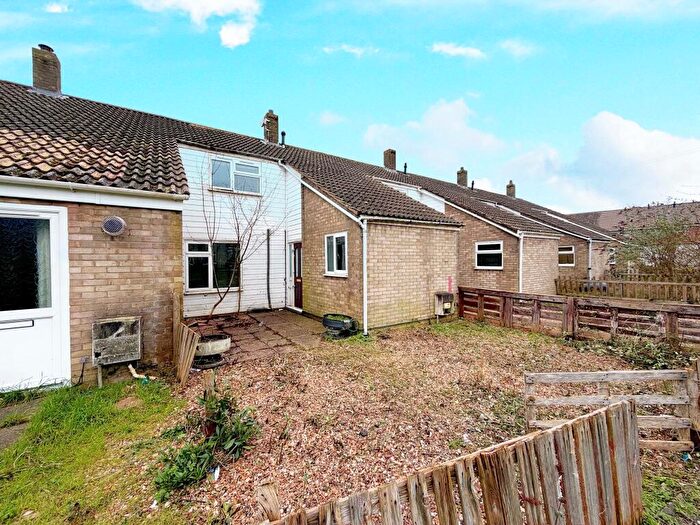 3 Bedroom Terraced House For Sale In Bernard Close, Huntingdon, PE29