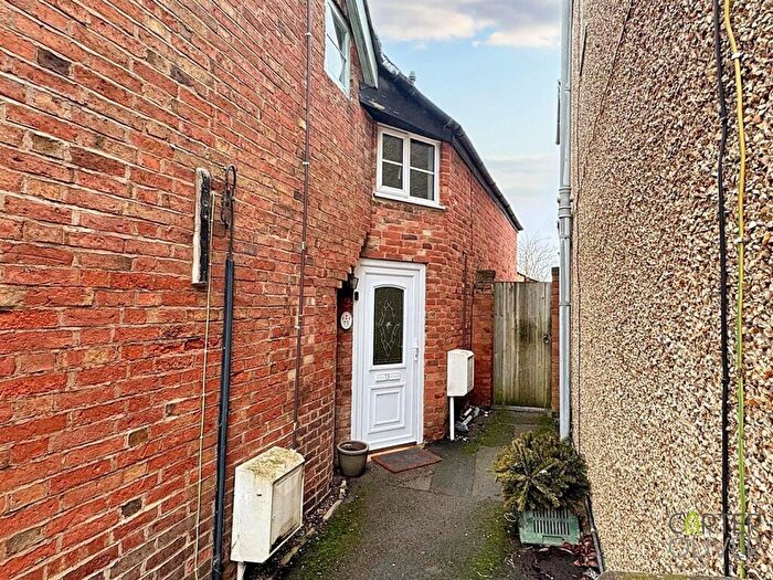2 Bedroom Character Property For Sale In Broad Street, Brinklow, Rugby, CV23