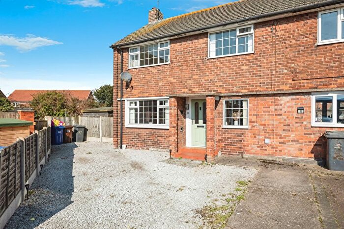 3 Bedroom End Of Terrace House For Sale In Northfield, Barlby, Selby, YO8
