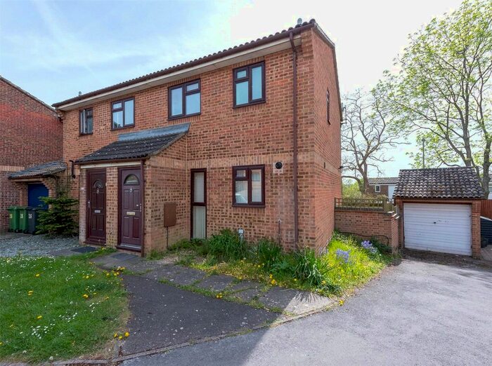 3 Bedroom End Of Terrace House To Rent In Galloway Close, Basingstoke, Hampshire, RG22