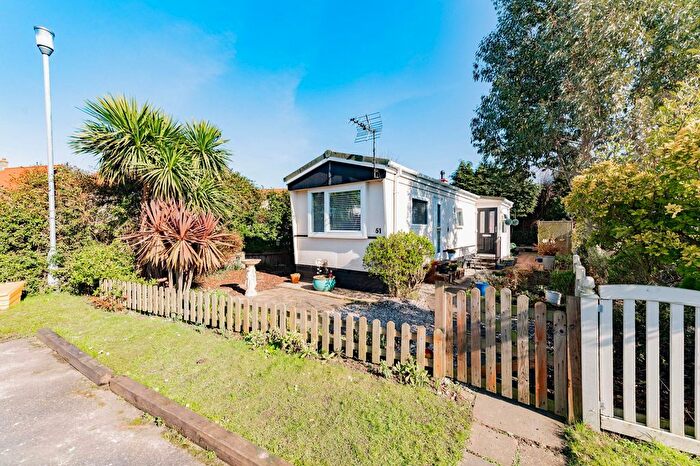 1 Bedroom Mobile/park Home For Sale In Blue Sky Close, Bradwell, Great Yarmouth, NR31