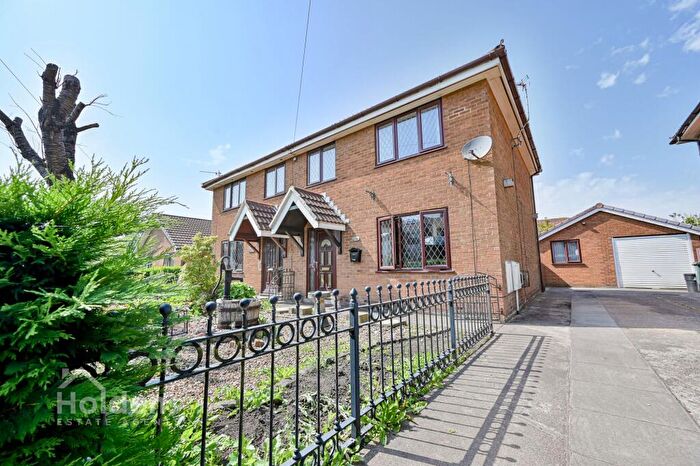 3 Bedroom Semi Detached House For Sale In Calder Avenue, Longridge, PR3