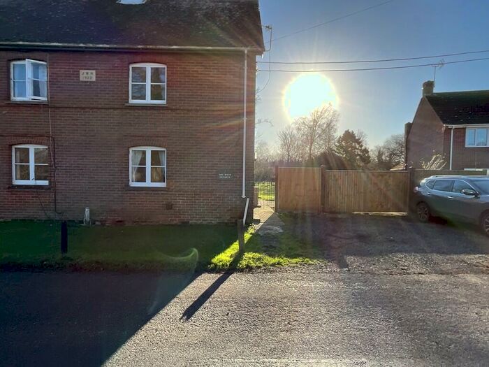 2 Bedroom Cottage To Rent In Longparish, SP11