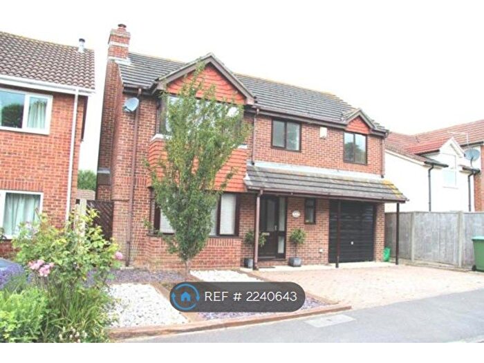 4 Bedroom Detached House To Rent In Romford Road, Southampton, SO31