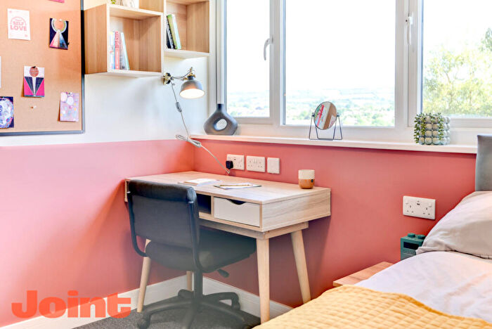 1 Bedroom House Of Multiple Occupation To Rent In Freeview Road, Twerton, Bath, Bath And North East Somerset, BA2