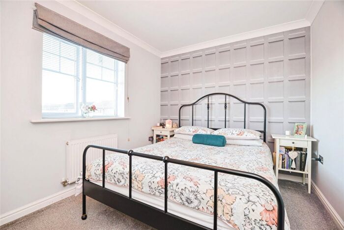 2 Bedroom Flat For Sale In Longleat Walk, Ingleby Barwick, Stockton-On-Tees, Durham, TS17