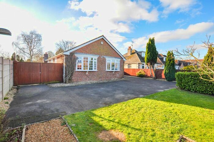 4 Bedroom Detached House For Sale In Blandford Road, Sturminster Marshall, Wimborne, BH21