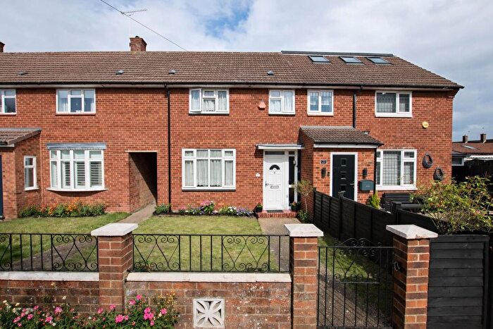 2 Bedroom Terraced House For Sale In Dacre Gardens, Borehamwood, WD6