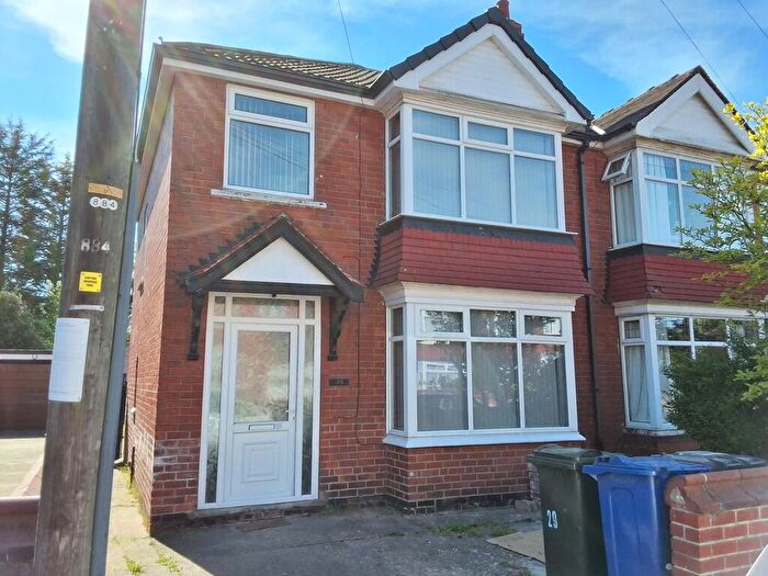 3 Bedroom Semi-Detached House To Rent In Harrowden Road, Wheatley, DN2