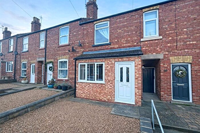 2 Bedroom Terraced House For Sale In King Edward Street, Sleaford, Lincolnshire, NG34