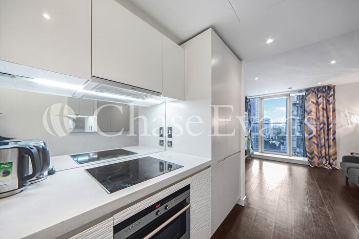 1 Bedroom Flat To Rent In Pan Peninsula Square, Canary Wharf, London, E14