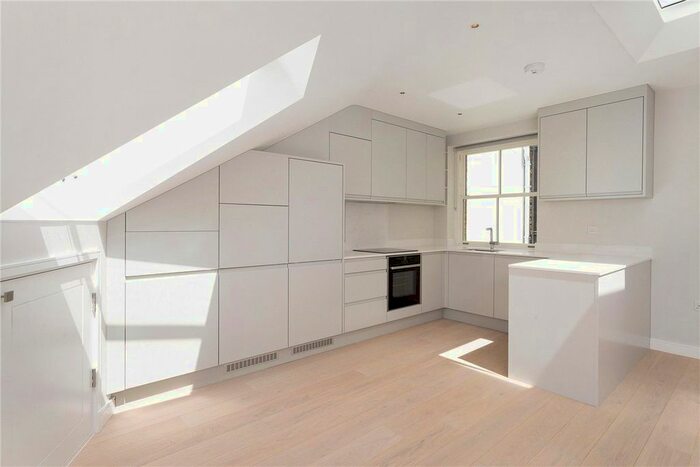 2 Bedroom Flat To Rent In Weymouth Street, Marylebone, London, W1G