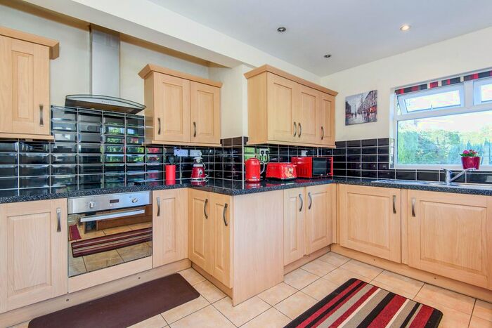 2 Bedroom Bungalow To Rent In Northville Road, Horfield, Bristol, BS7