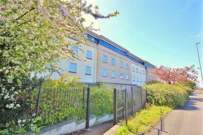 1 Bedroom Apartment To Rent In Ringwood Road, Poole, BH12