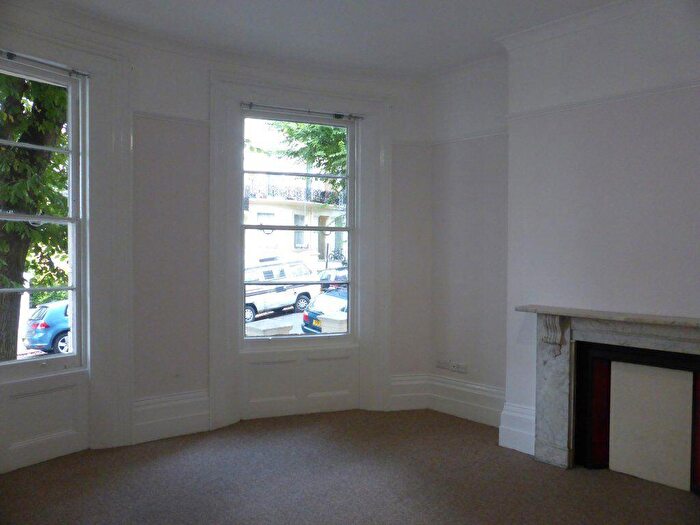 2 Bedroom Flat To Rent In Brunswick Road -, P11