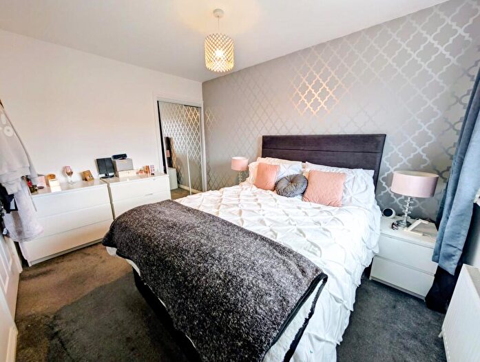 3 Bedroom Semi-Detached House For Sale In Lundholm Road, Stevenston, KA20