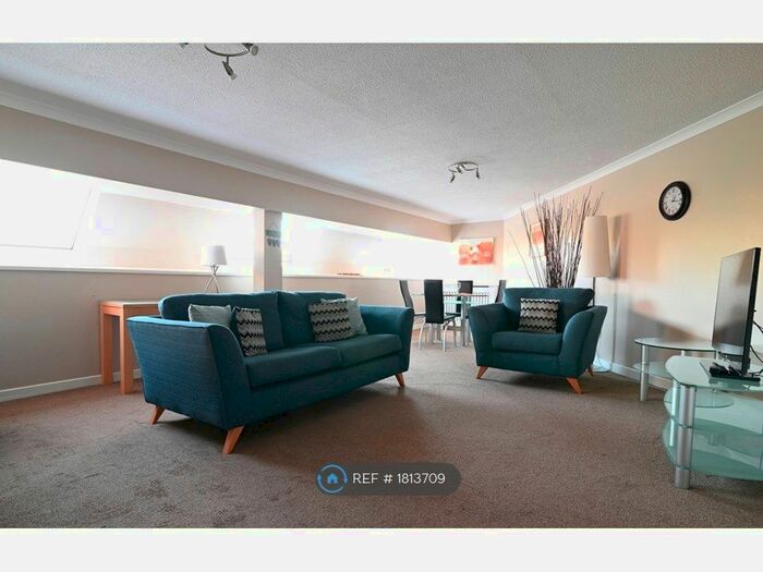 1 Bedroom Flat To Rent In The Stables, Glasgow, G4