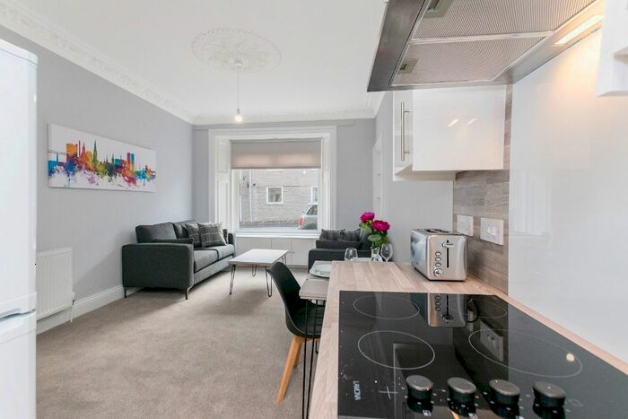 2 Bedroom Flat To Rent In Morgan Street, Stobswell, Dundee, DD4