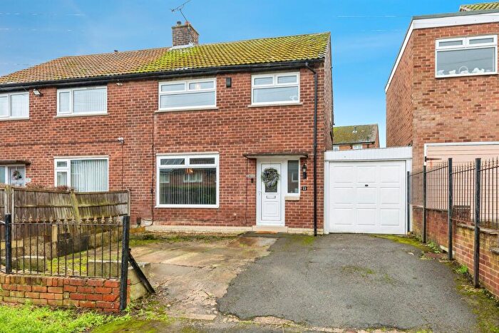 3 Bedroom Semi-Detached House For Sale In Woodleys Avenue, Rawmarsh, Rotherham, S62