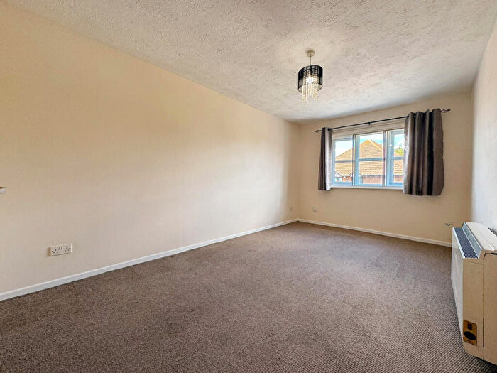 1 Bedroom Flat To Rent In Hardwick Crescent, Dartford, DA2