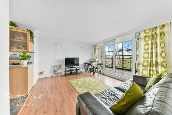 2 Bedroom Apartment To Rent In Master Gunner Place, London, SE18