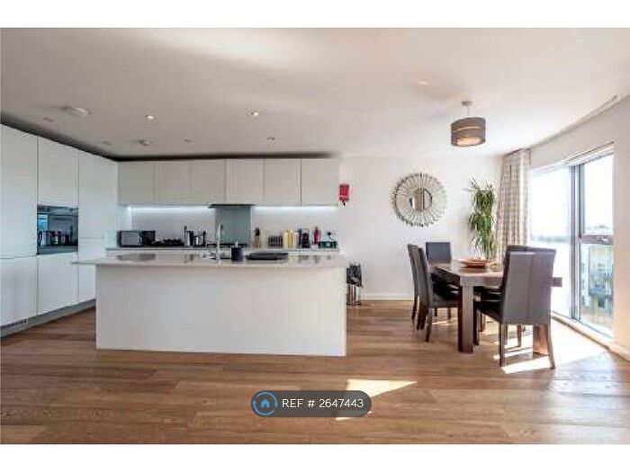 2 Bedroom Flat To Rent In Glenalmond Ave, Cambridge, CB2