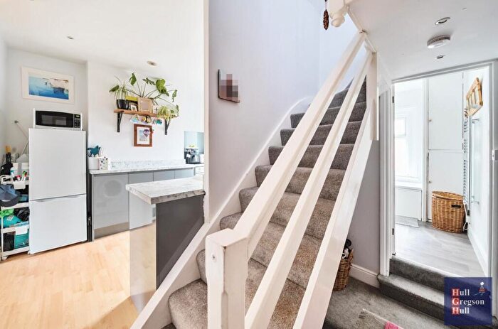 1 Bedroom Flat For Sale In Cornwall Road, Swanage, BH19 - Photo 8
