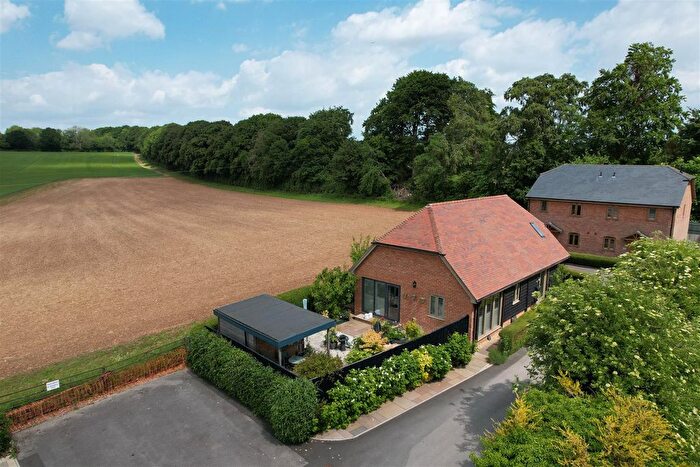 3 Bedroom Detached House For Sale In Leamington Court, Newfound, Basingstoke, RG23