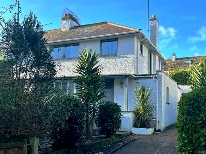 Houses for sale & to rent in TR11 4BX, Bar Road, Falmouth Arwenack Falmouth