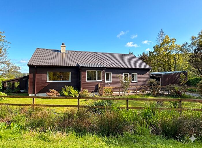 4 Bedroom Detached Bungalow For Sale In Achnamara, Lochgilphead, PA31