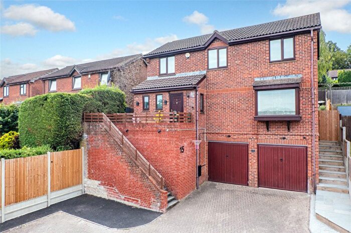 4 Bedroom Detached House For Sale In Glamis Close, Chatham, Kent, ME5