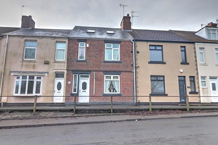 3 Bedroom Terraced House For Sale In Fallowfield Terrace, Durham, DH6