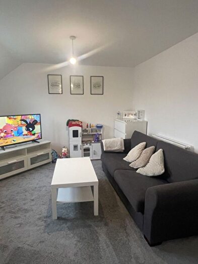 2 Bedroom Flat To Rent In Apartment, Bowthorpe Court, B29