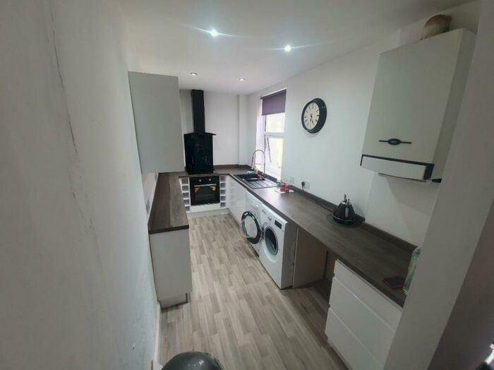 2 Bedroom Terraced House To Rent In Danvers Road, Leicester, LE3