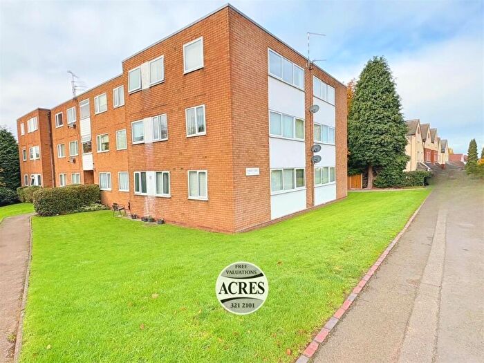 2 Bedroom Flat For Sale In Lichfield Road, Sutton Coldfield, B74