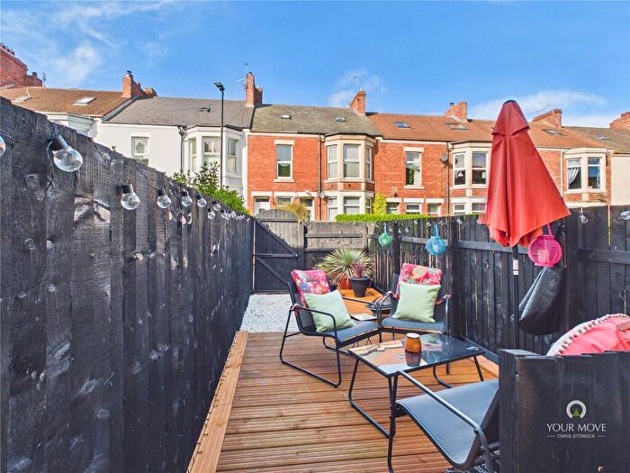 4 Bedroom Maisonette For Sale In Cambridge Avenue, Whitley Bay, Tyne And Wear, NE26