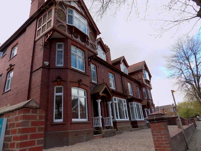 2 Bedroom Flat To Rent In St. James's Road, Dudley, DY1