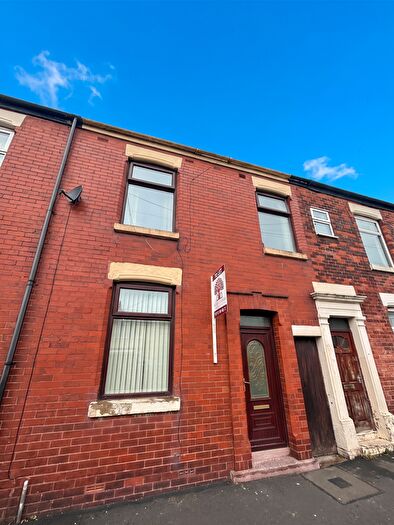3 Bedroom Terraced House To Rent In Cemetery Road, Preston, Lancashire, PR1