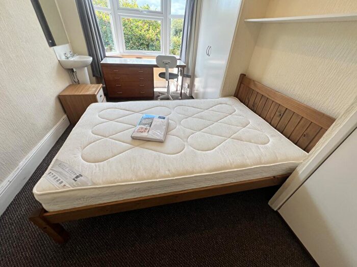 5 Bedroom Apartment To Rent In Danes Road, Exeter, EX4