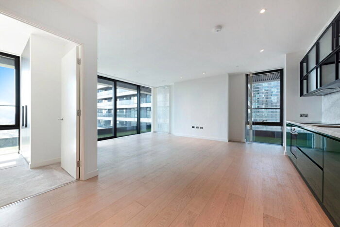 2 Bedroom Apartment To Rent In Bagshaw Building, The Wardian, E14