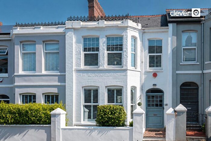 4 Bedroom Terraced House For Sale In Mutley Road, Mannamead, Plymouth, PL3