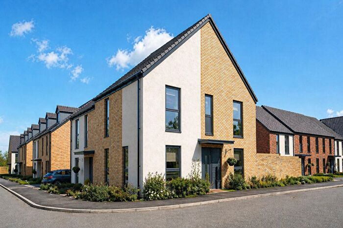 3 Bedroom Semi Detached House For Sale In Pinhoe, Exeter, EX4